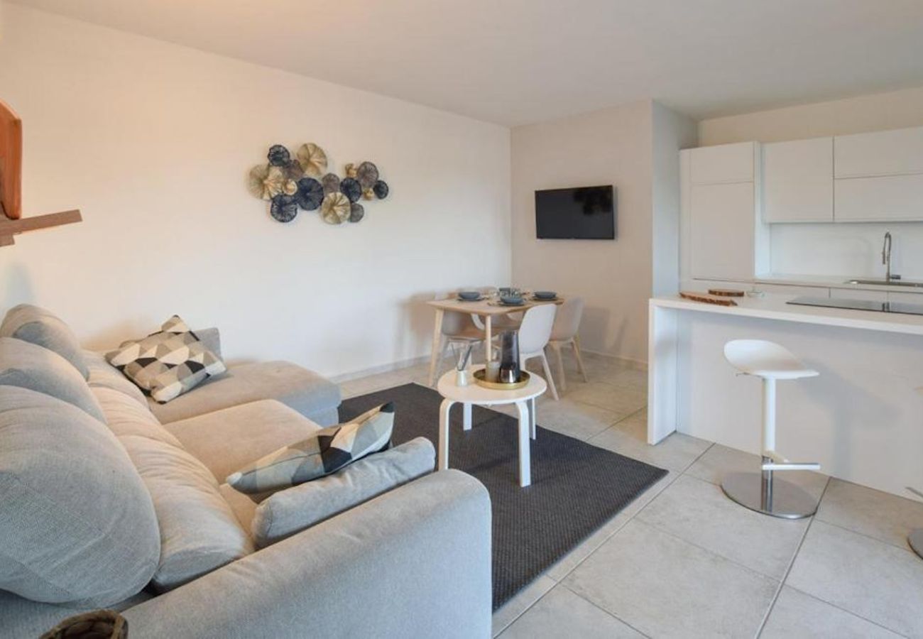 Villa in Baia Sant'Anna - Villa Harmony - By Searly