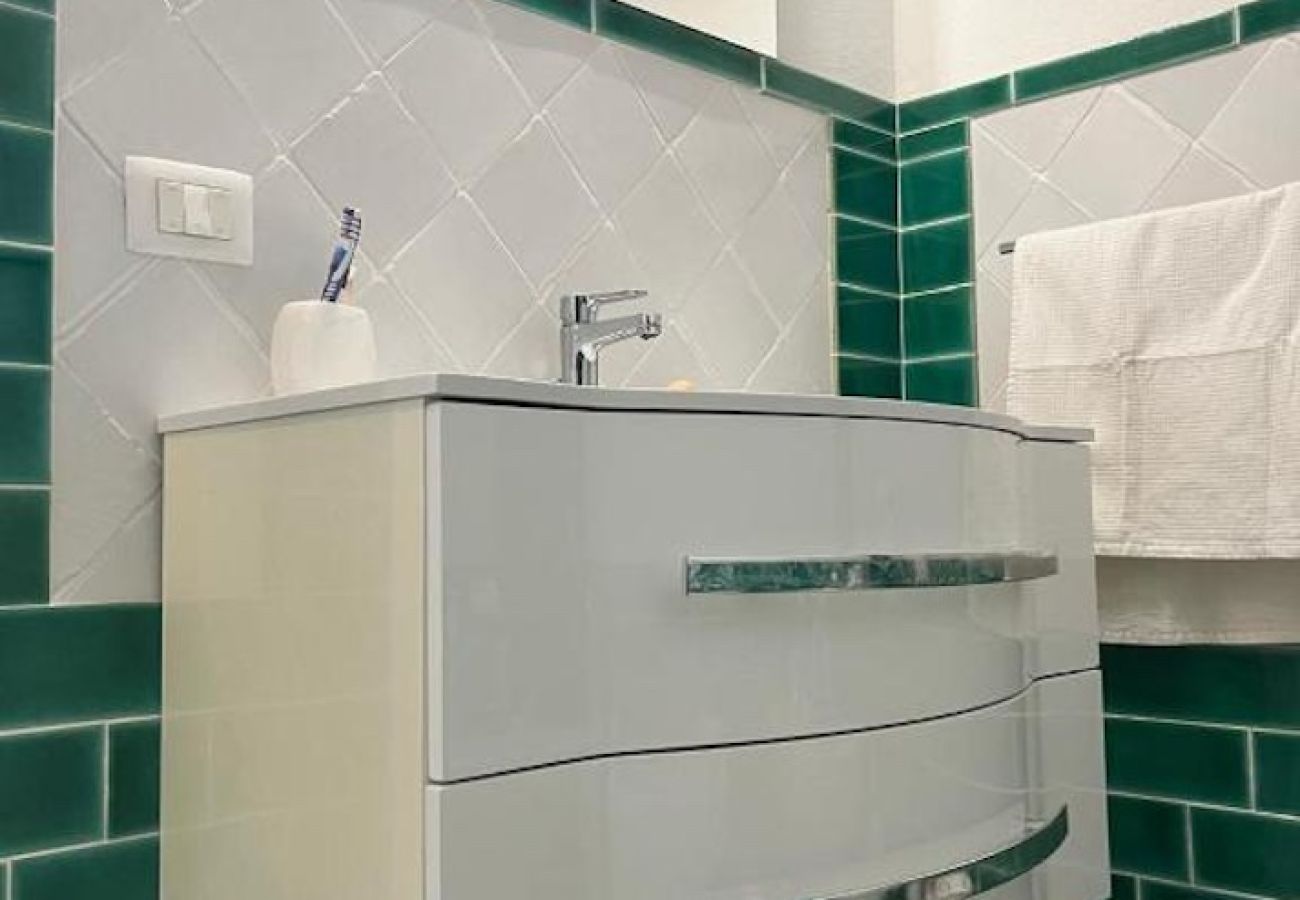 Villa in Baia Sant'Anna - Villa Harmony - By Searly