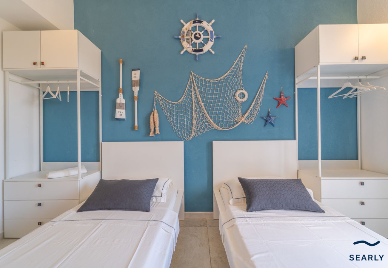 Villa in Baia Sant'Anna - Villa Harmony