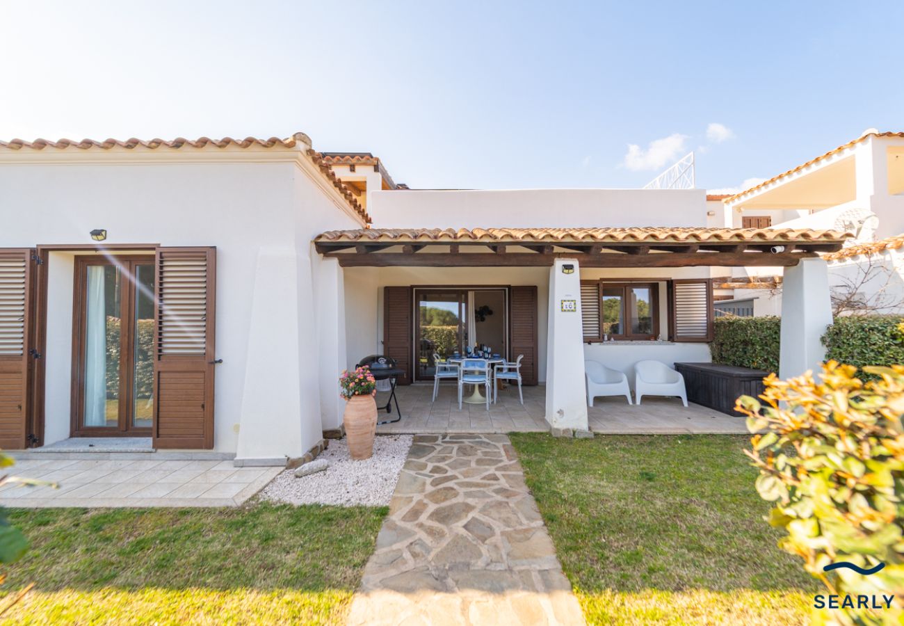 Villa in Baia Sant'Anna - Villa Harmony