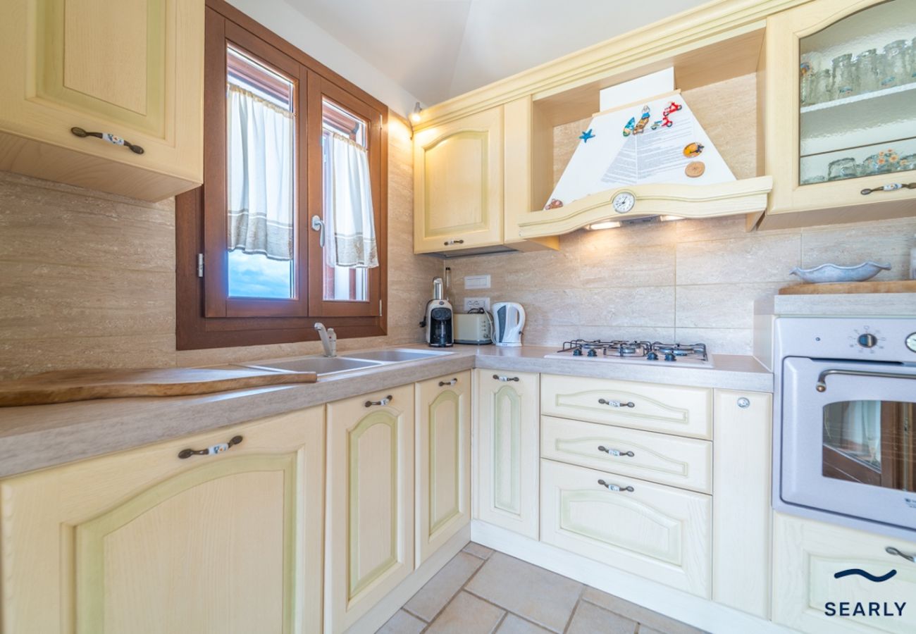 Apartment in Budoni - Villa Filomena - Appartamento Con Piscina - By Searly