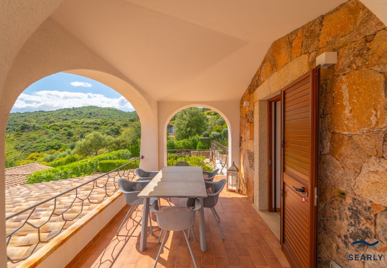 Apartment in Budoni - Villa Filomena - Appartamento Con Piscina - By Searly