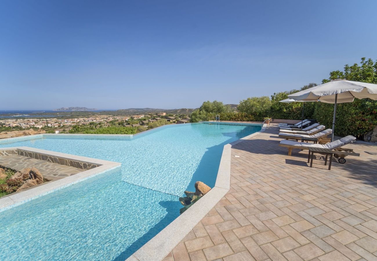 Villa in Porto San Paolo - Villa Panorama