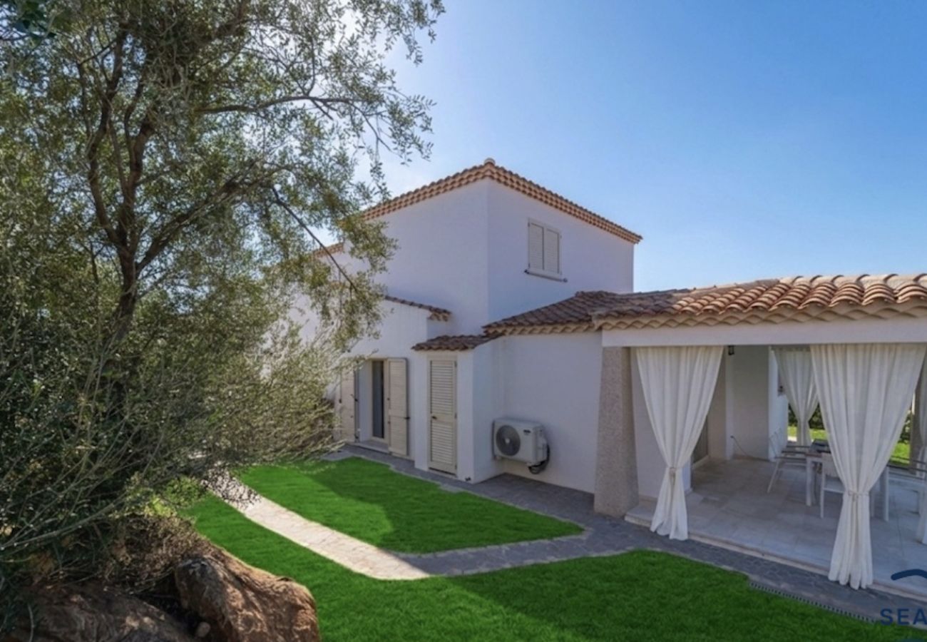 Villa in Budoni - Villa Millelune