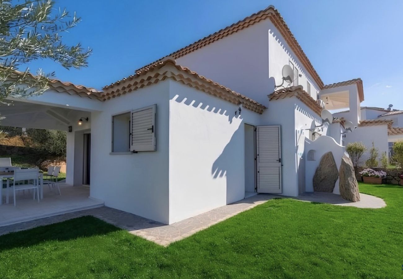 Villa in Budoni - Villa Millelune