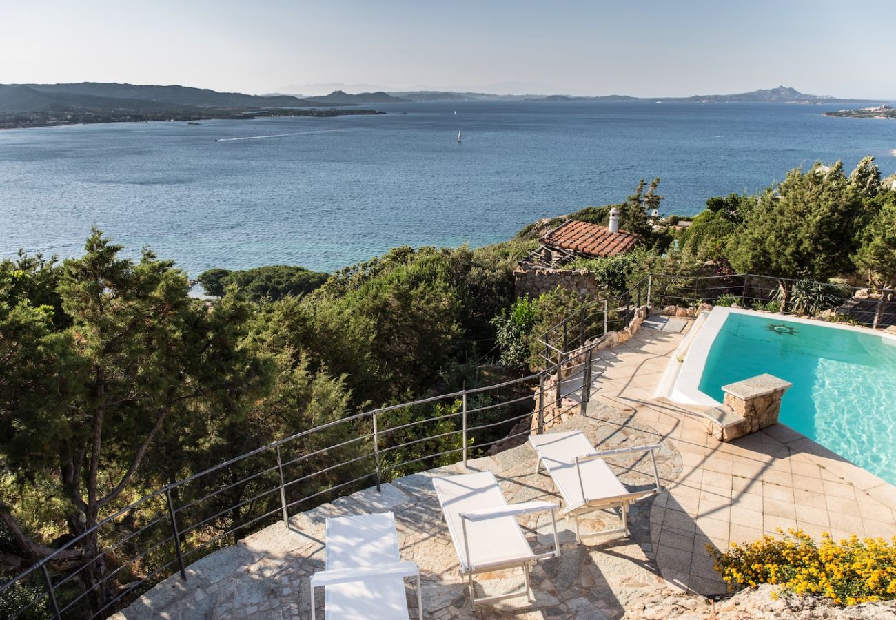 Villa in Baia Sardinia - Villa Quercia