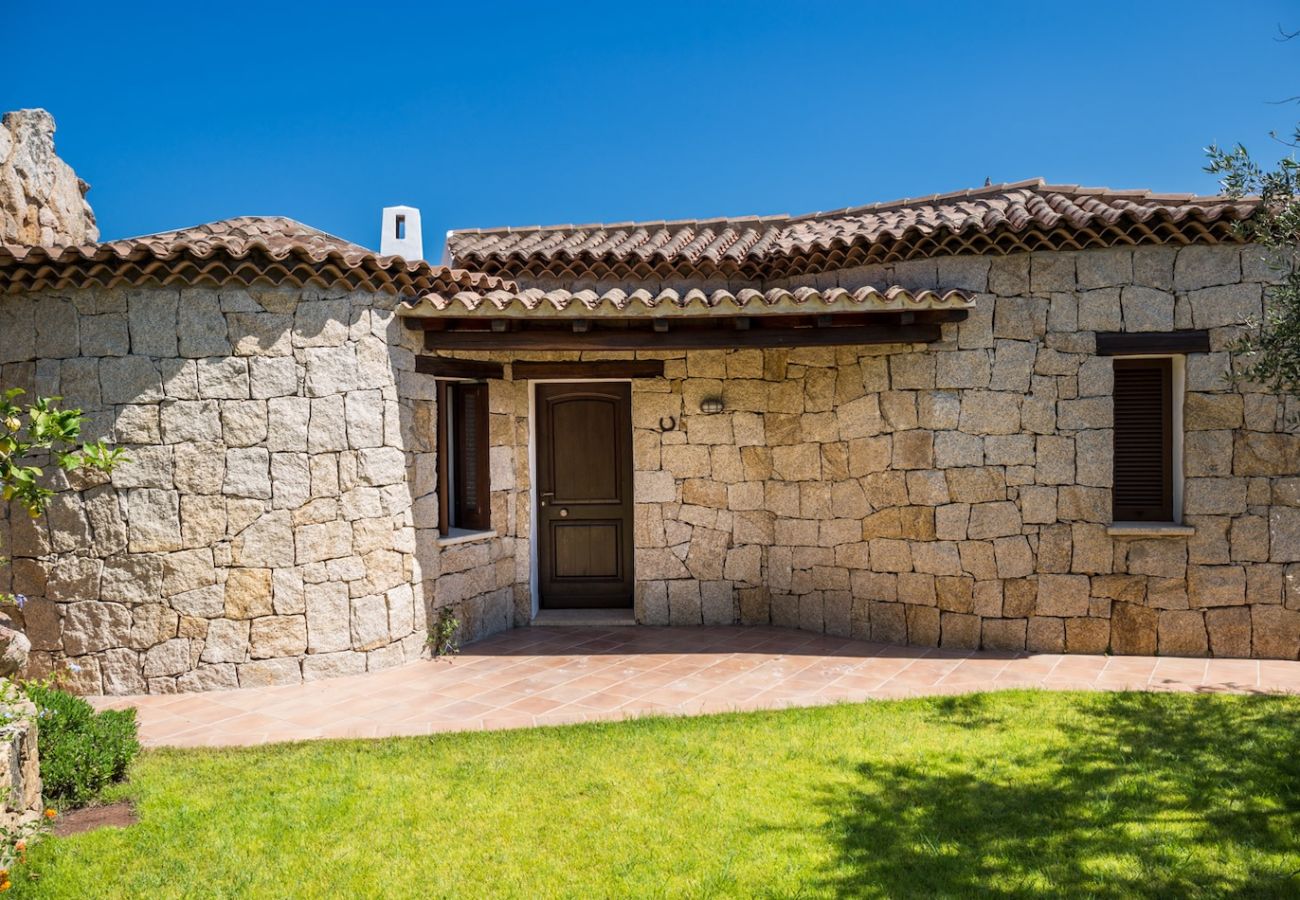Villa in Baia Sardinia - Villa Bomboniera