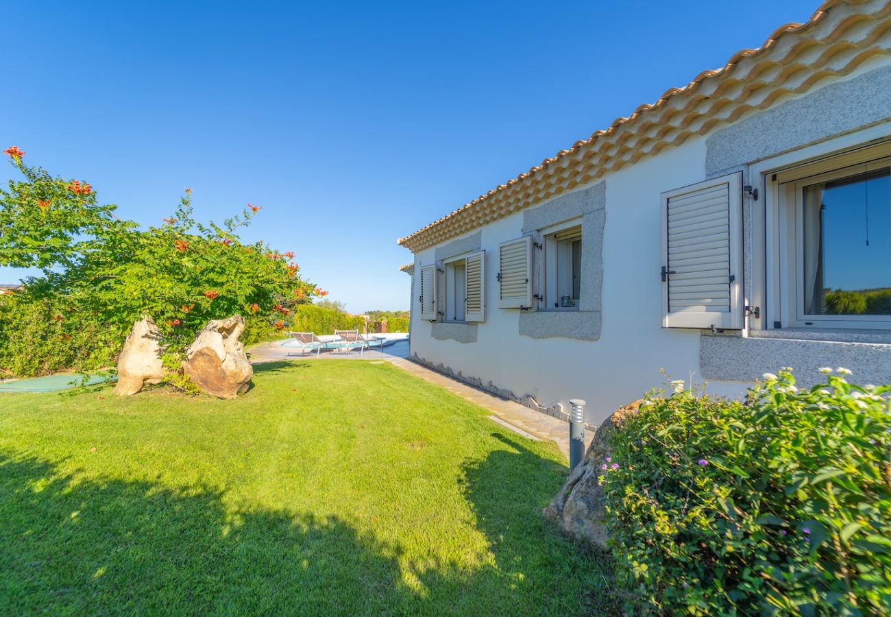 Villa in Budoni - Villa La Stella del Porto