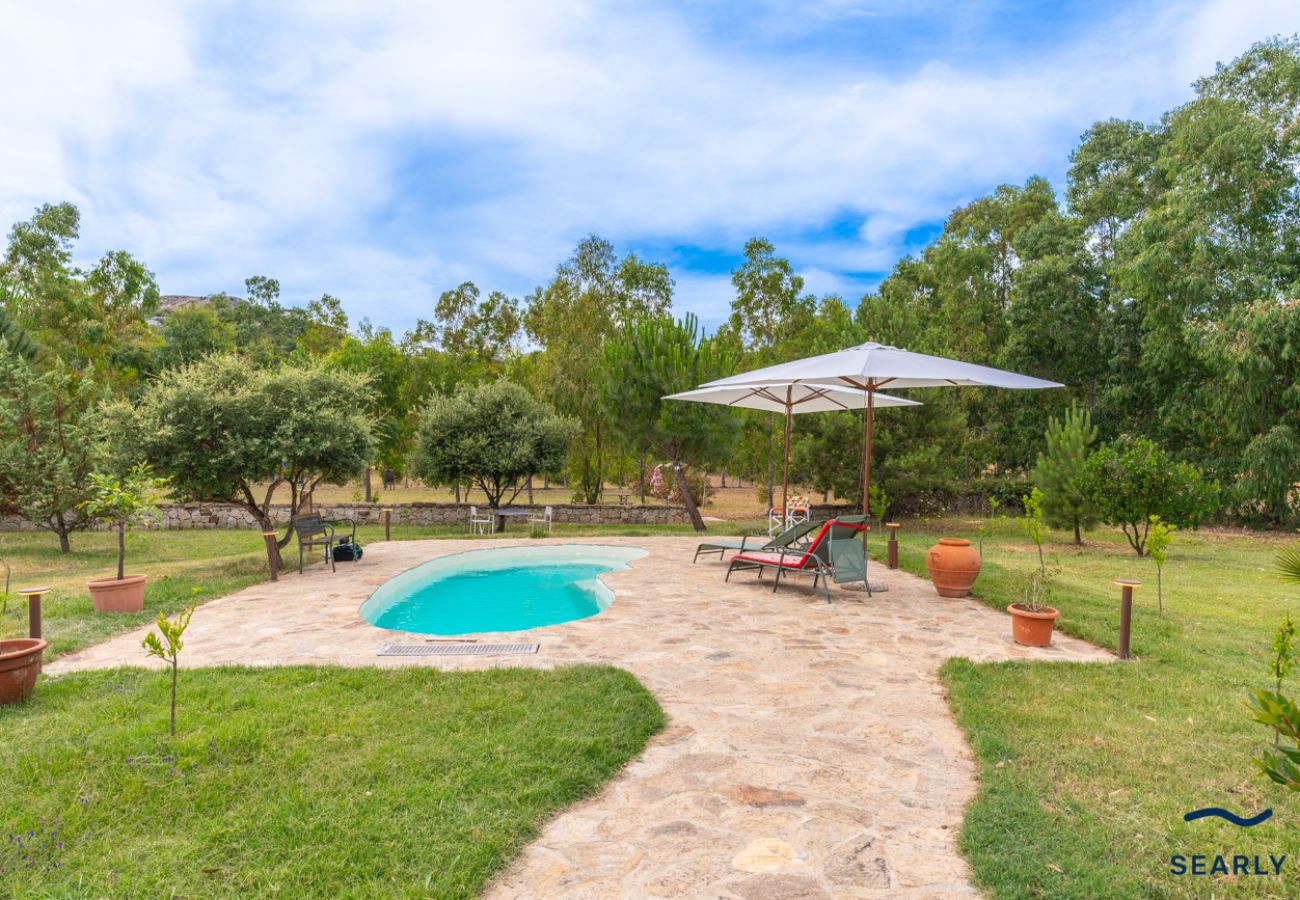 Villa in Cannigione - Esclusiva proprietà con piscina zona Cannigione