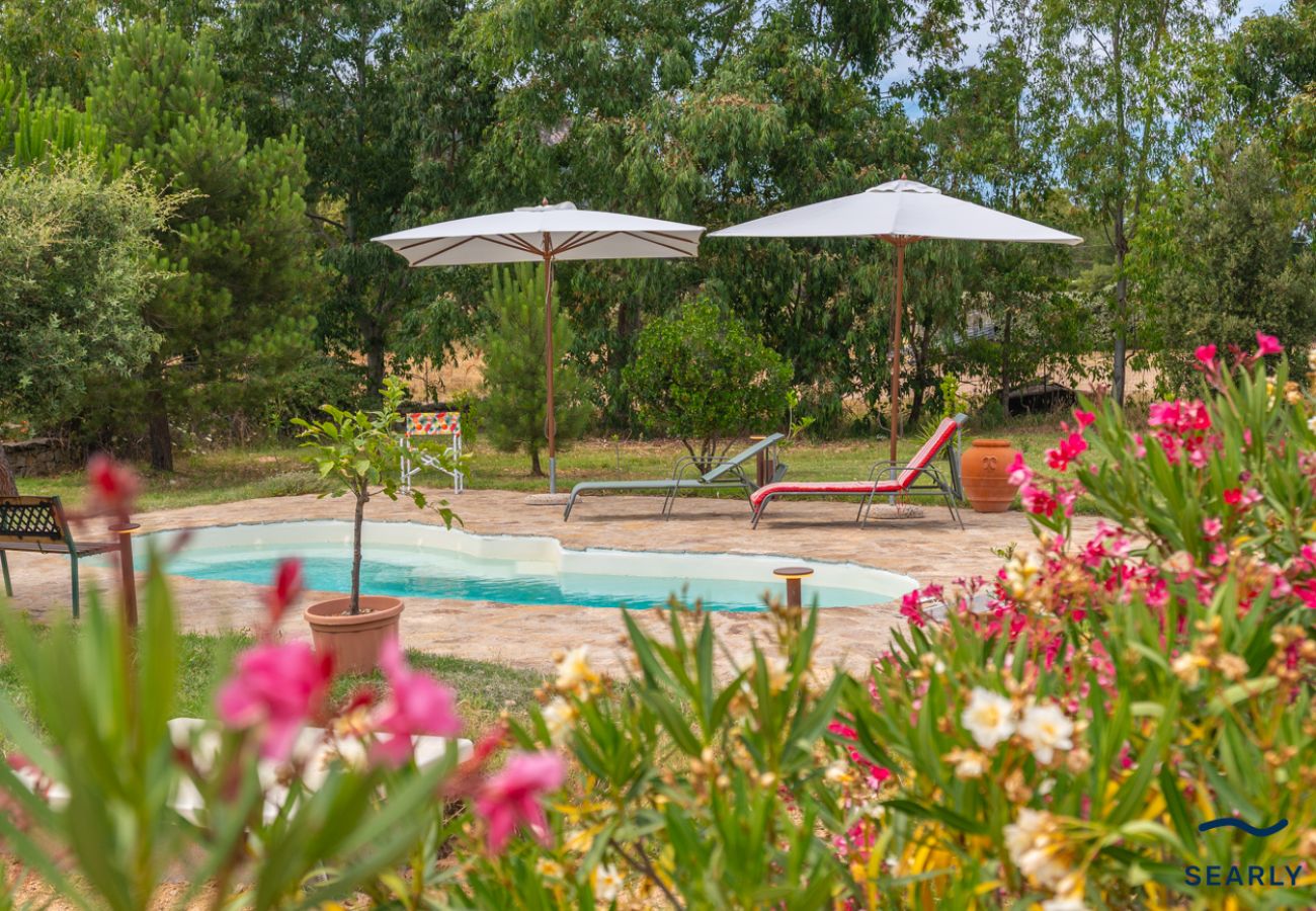 Villa in Cannigione - Esclusiva proprietà con piscina zona Cannigione